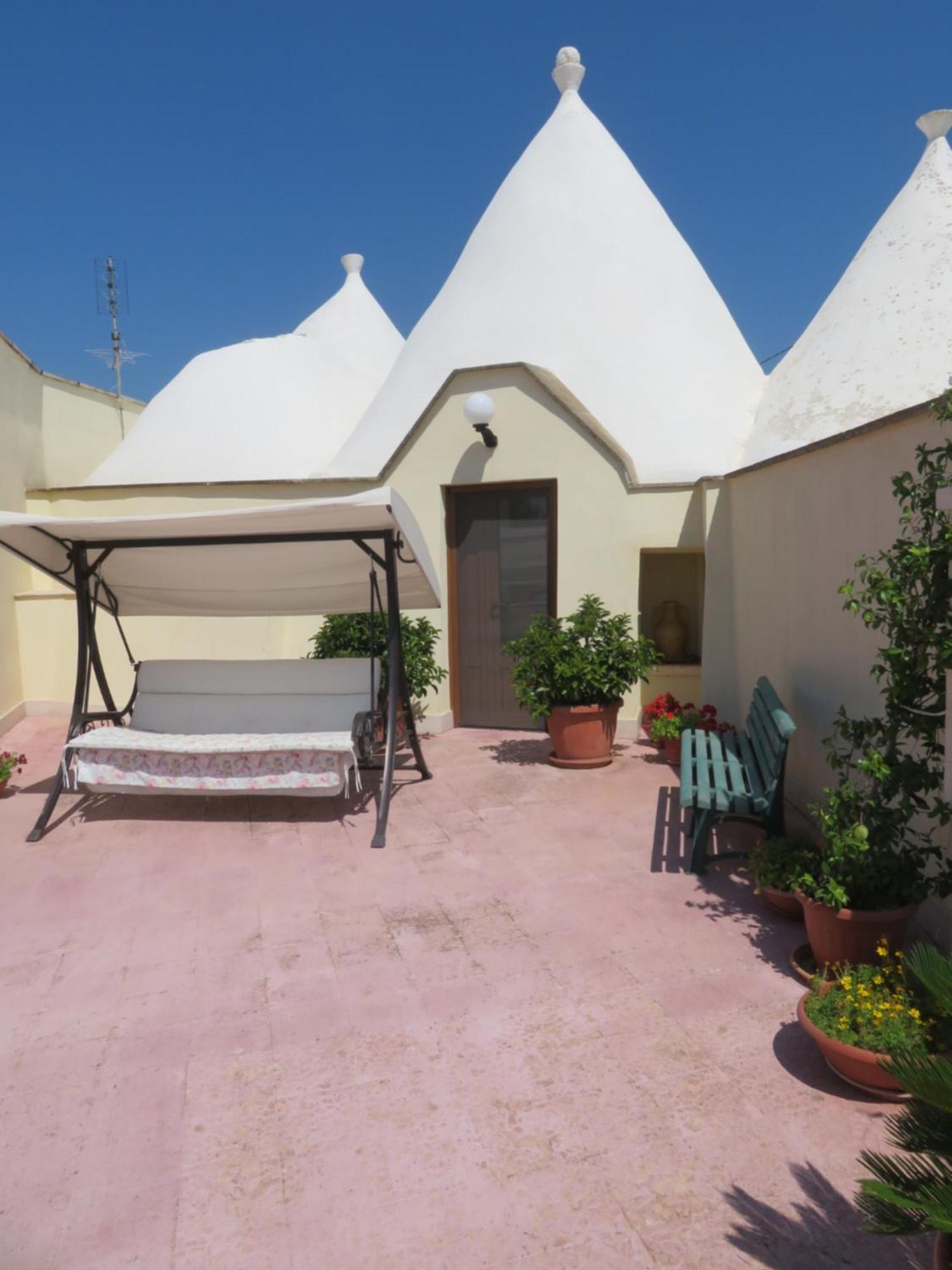 הוילה מרטינה פרנקה Trulli Di Nonna Marietta מראה חיצוני תמונה
